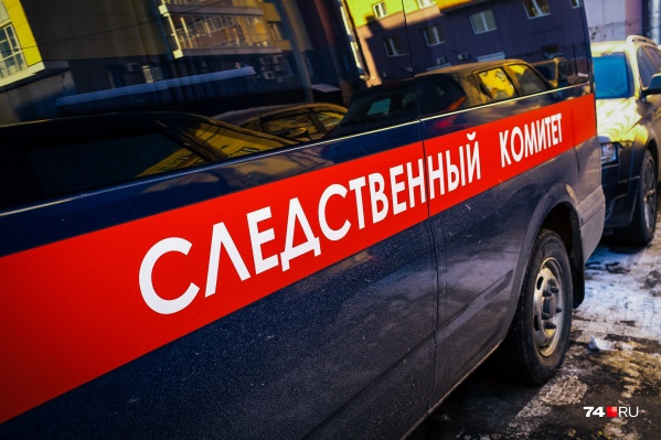 Женщину задержали и теперь допрашивают в Следственном комитете Женщину задержали и теперь допрашивают в Следственном комитете