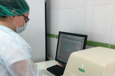 Лаборатории Красноярска рассчитаны на 1000 анализов в день Лаборатории Красноярска рассчитаны на 1000 анализов в день 