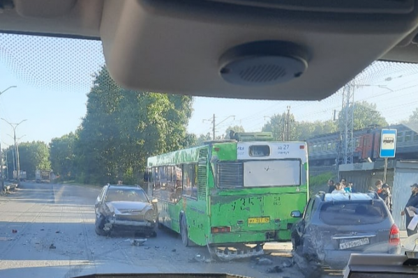 На месте работали сотрудники ДПС На месте работали сотрудники ДПС