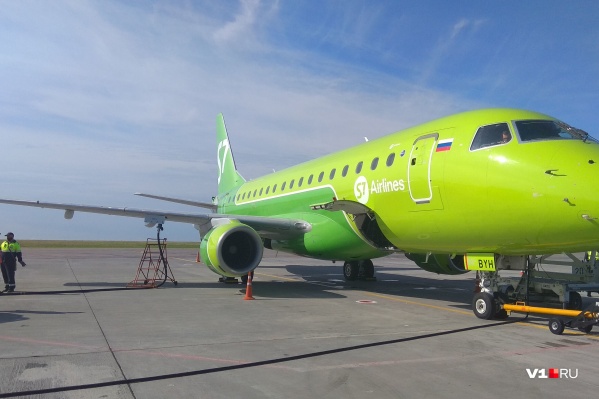 Вместо Airbus первый рейс был выполнен на Embraer Вместо Airbus первый рейс был выполнен на Embraer