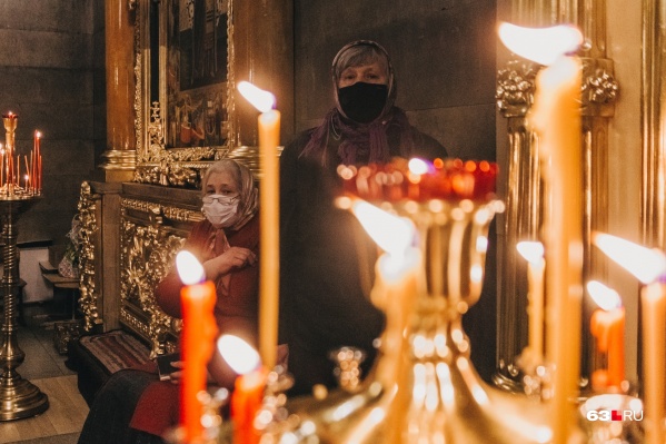 Так Пасха не проходила еще ни разу Так Пасха не проходила еще ни разу