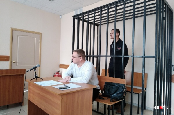 «Стройиндустрия-7» была только одной из фирм, чьи руководители передавали деньги Роману Ванюкову «Стройиндустрия-7» была только одной из фирм, чьи руководители передавали деньги Роману Ванюкову