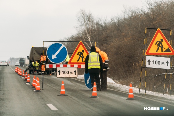 В этом году по программе «Безопасные и качественные автомобильные дороги» в Омской области отремонтировали 42 объекта В этом году по программе «Безопасные и качественные автомобильные дороги» в Омской области отремонтировали 42 объекта
