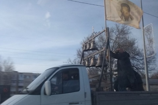 «Колокола звенели...» «Колокола звенели...»