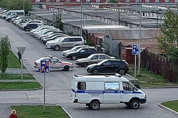 Гранату нашли среди гаражей Гранату нашли среди гаражей