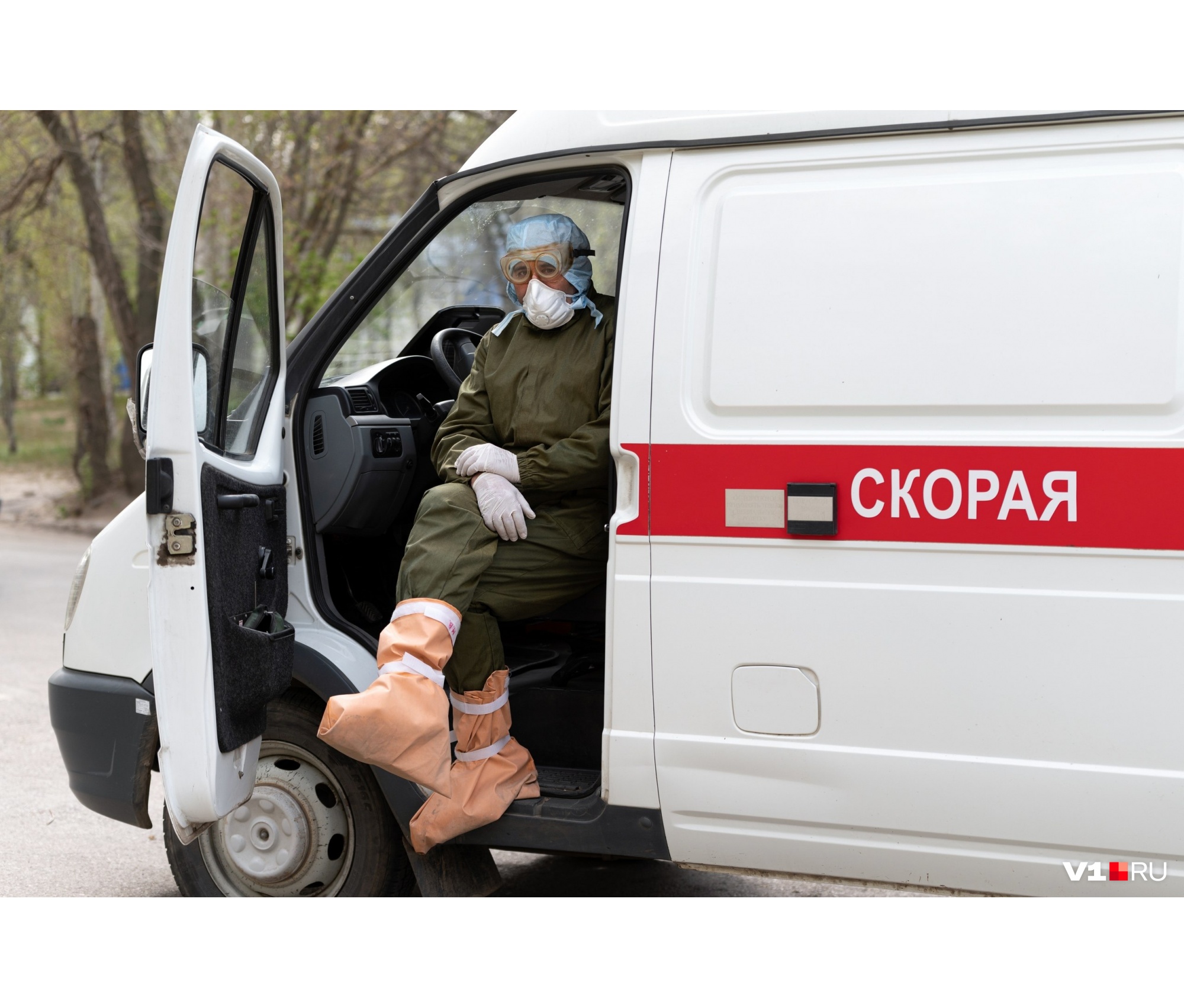 В Волгоградской области от коронавируса умер еще один водитель скорой помощи