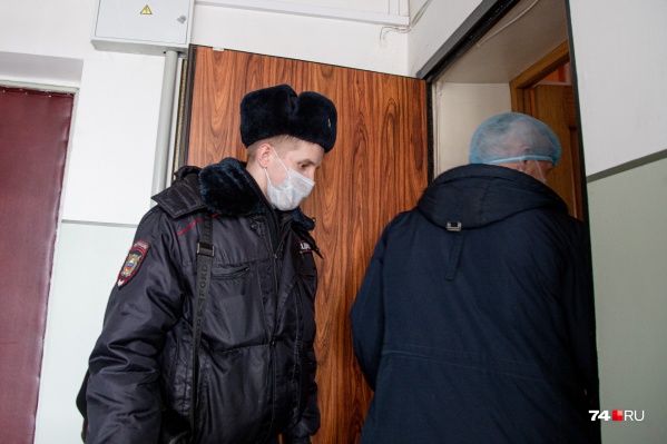 Теперь участковому можно будет только написать или позвонить Теперь участковому можно будет только написать или позвонить