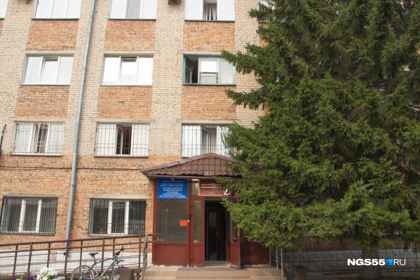 Одна из подозреваемых заключила со следствием соглашение, поэтому её уголовное дело рассмотрят в суде отдельно Одна из подозреваемых заключила со следствием соглашение, поэтому её уголовное дело рассмотрят в суде отдельно