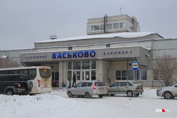До 6 апреля количество рейсов не уменьшат До 6 апреля количество рейсов не уменьшат
