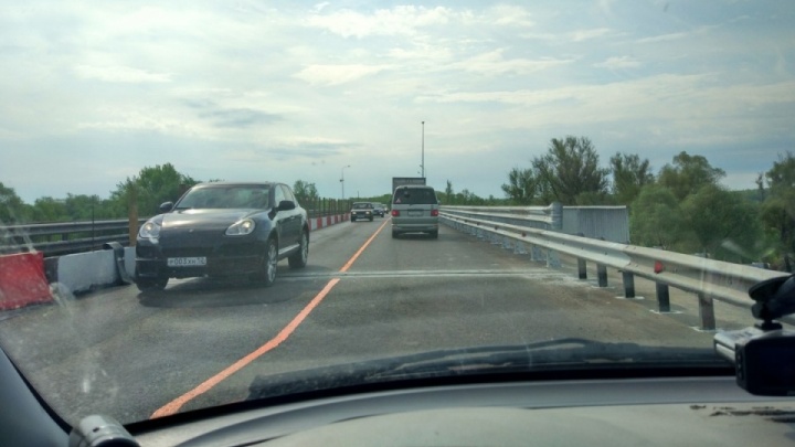 Привет, пробки: на трассе М-7 по мосту через Кудьму ограничат движение и введут реверс на 5 дней
