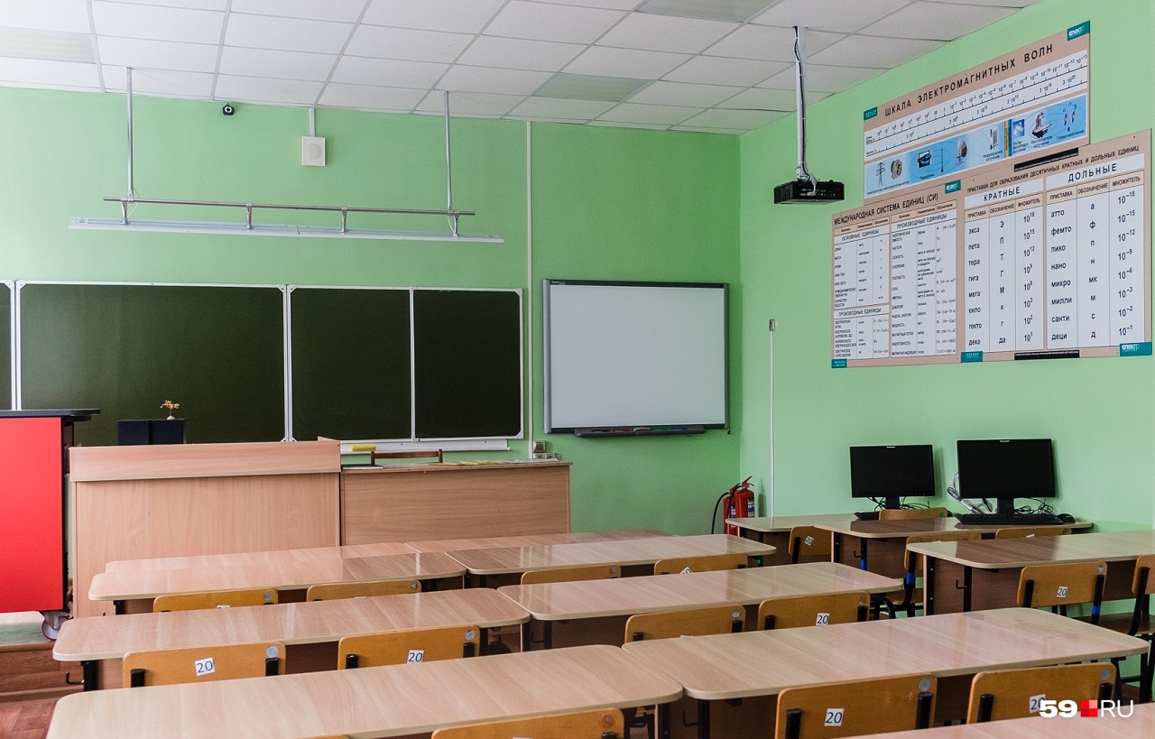 В Соликамске школу перевели на дистанционное обучение из-за того, что рабочие не успели починить теплосети