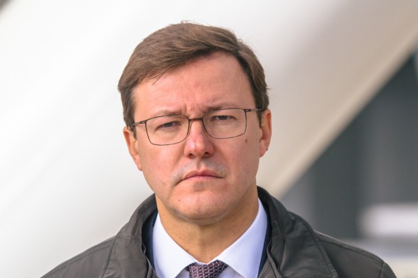 Дмитрий Азаров решил продлить ограничительные меры Дмитрий Азаров решил продлить ограничительные меры
