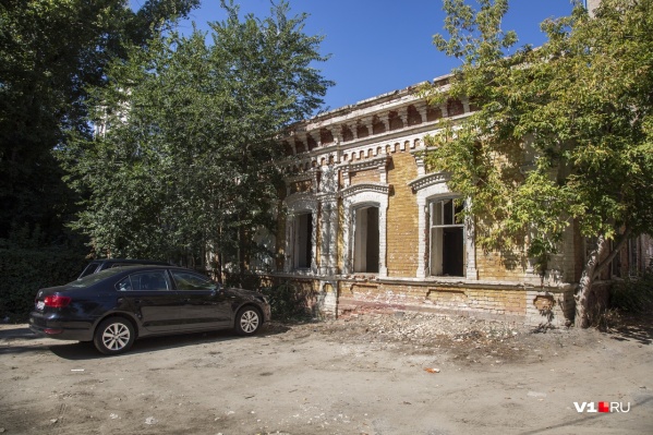 Дом-памятник находится в частных руках Дом-памятник находится в частных руках