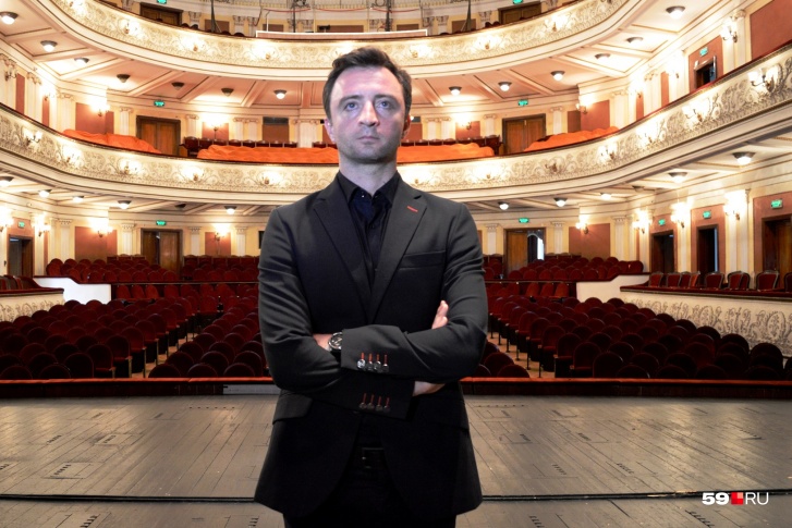 Антон Пимонов познакомился с театром и артистами 