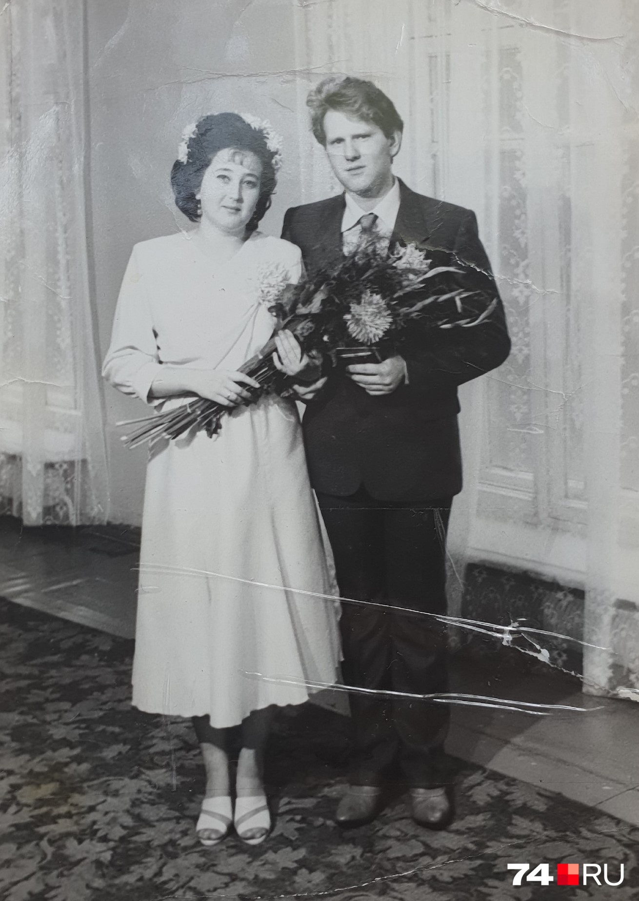 А это Ирина и Дмитрий, они поженились в 1986-м 