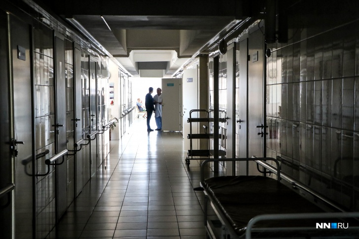 Ограничения в отделениях, закрытых на карантин, действуют и для пациентов, и для врачей