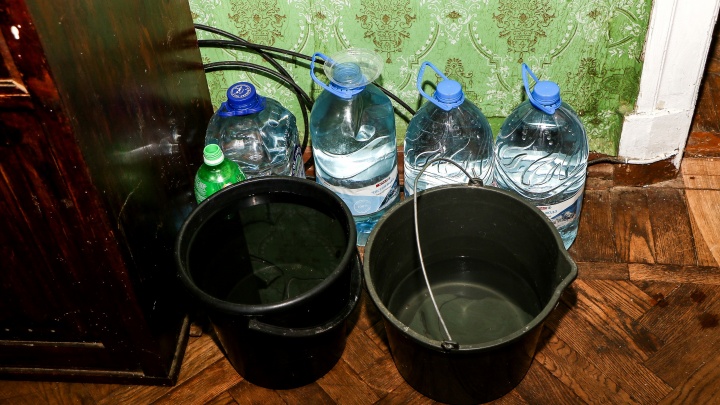Почти 5000 нижегородцев остались без холодной воды