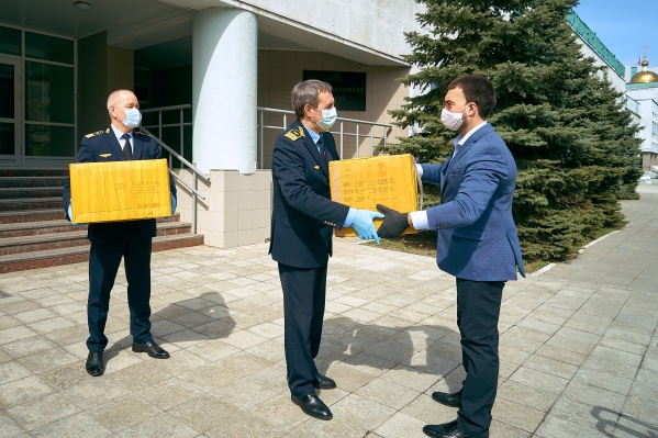 Большую партию масок отправили по программе обмена Большую партию масок отправили по программе обмена