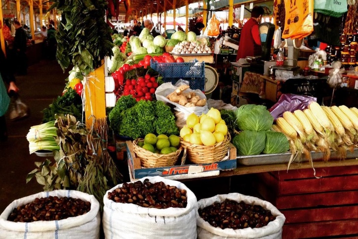 Вкусные сочинские продукты и деликатесы могут стать подарком для друзей и близких. Что выбрать — в авторской колонке тюменки