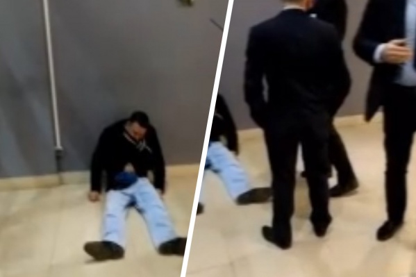 Мужчину оставили в холле до приезда скорой Мужчину оставили в холле до приезда скорой
