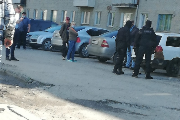 Жена Газаряна рассказала, что обыск проходил жестко Жена Газаряна рассказала, что обыск проходил жестко 
