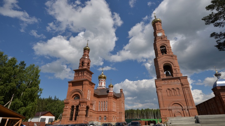 В день содержание Среднеуральского женского монастыря обходится в 500 тысяч рублей