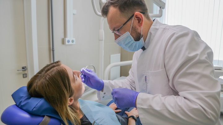 Врач стоматолог-имплантолог ответил на 10 распространённых вопросов