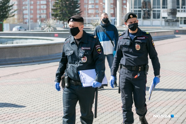 Полиция проверит, кто носит маски, а кто нет Полиция проверит, кто носит маски, а кто нет