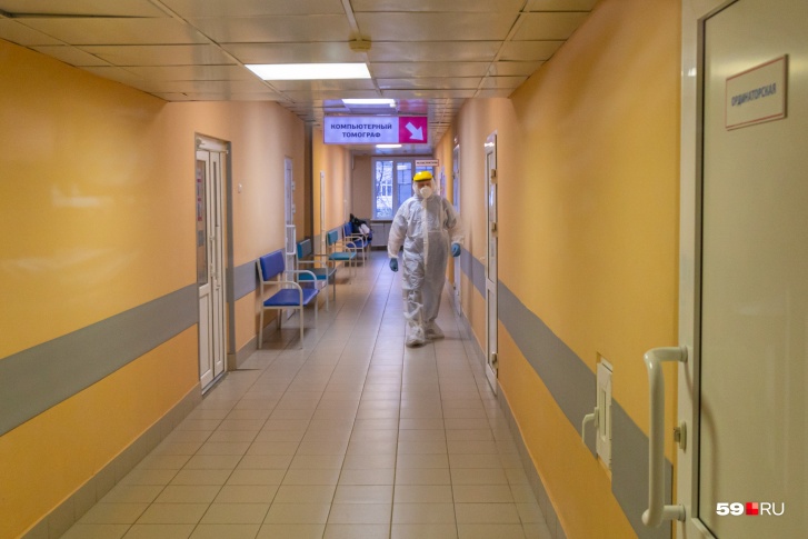 В больницах открывают новые отделения для больных 