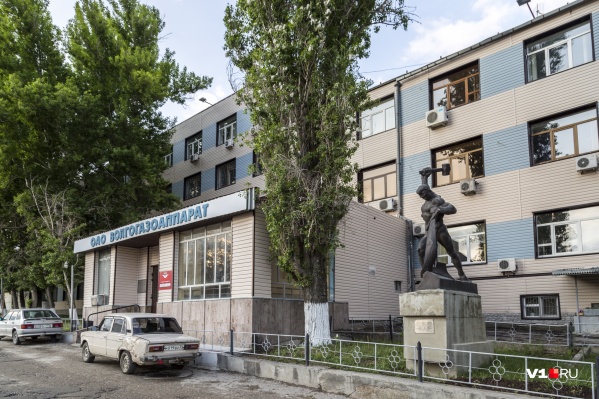 Заводу в этом году исполняется 63 года Заводу в этом году исполняется 63 года 
