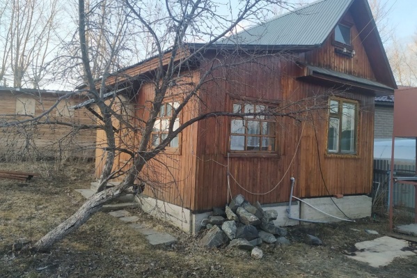 Вот такой небольшой домик и участок в восемь соток можно снять за <nobr class="_">17 тысяч</nobr> рублей в месяц Вот такой небольшой домик и участок в восемь соток можно снять за <nobr class="_">17 тысяч</nobr> рублей в месяц