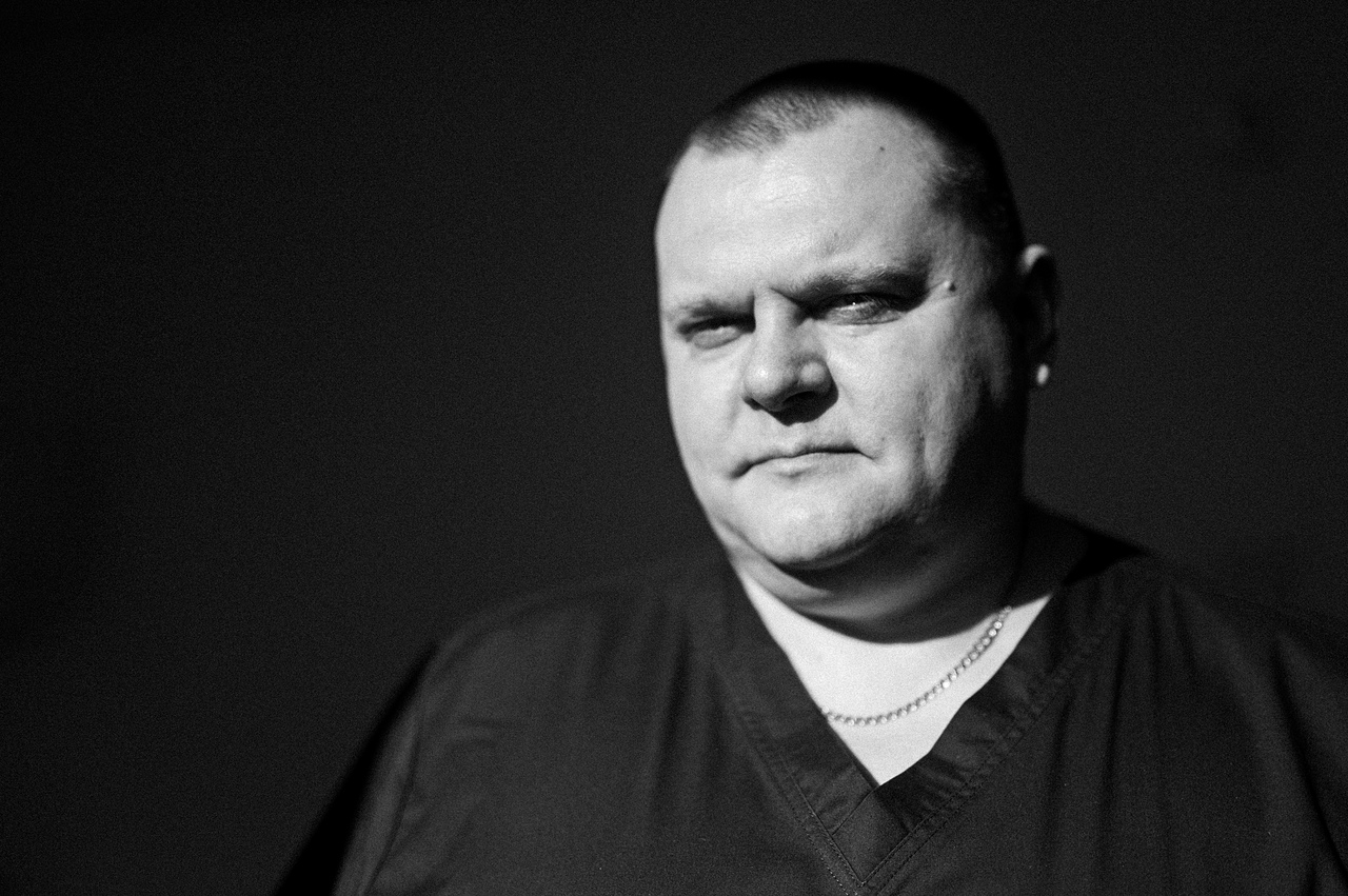 Заведующий операционным блоком Сергей Корочкин Заведующий операционным блоком Сергей Корочкин 