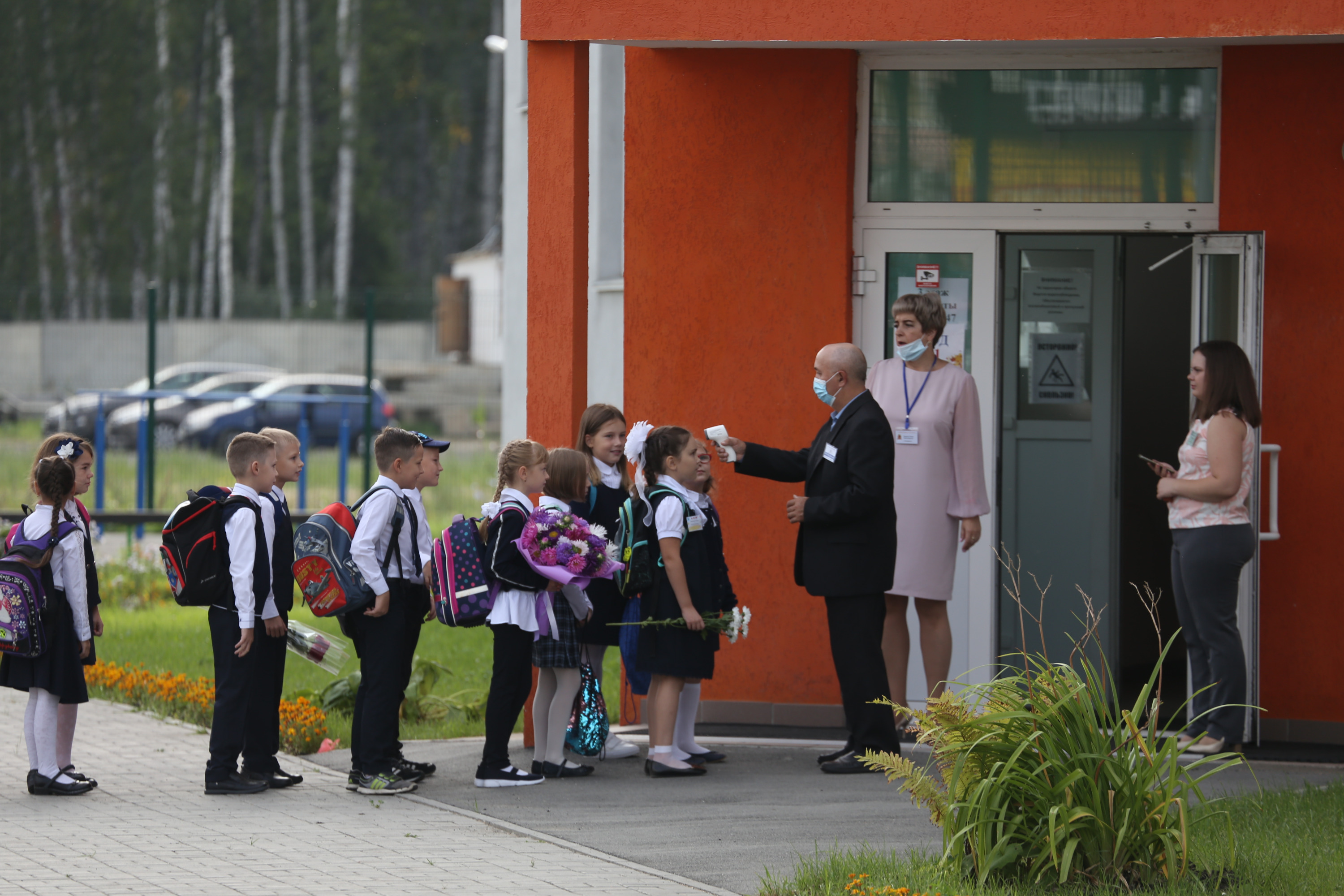 Очное или дистант? Губернатор Кузбасса рассказал, в каком формате школьники начнут учиться 1 сентября