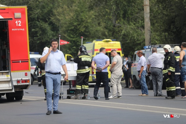 В больницу были доставлены 13 человек, трое отказались от госпитализации В больницу были доставлены 13 человек, трое отказались от госпитализации 