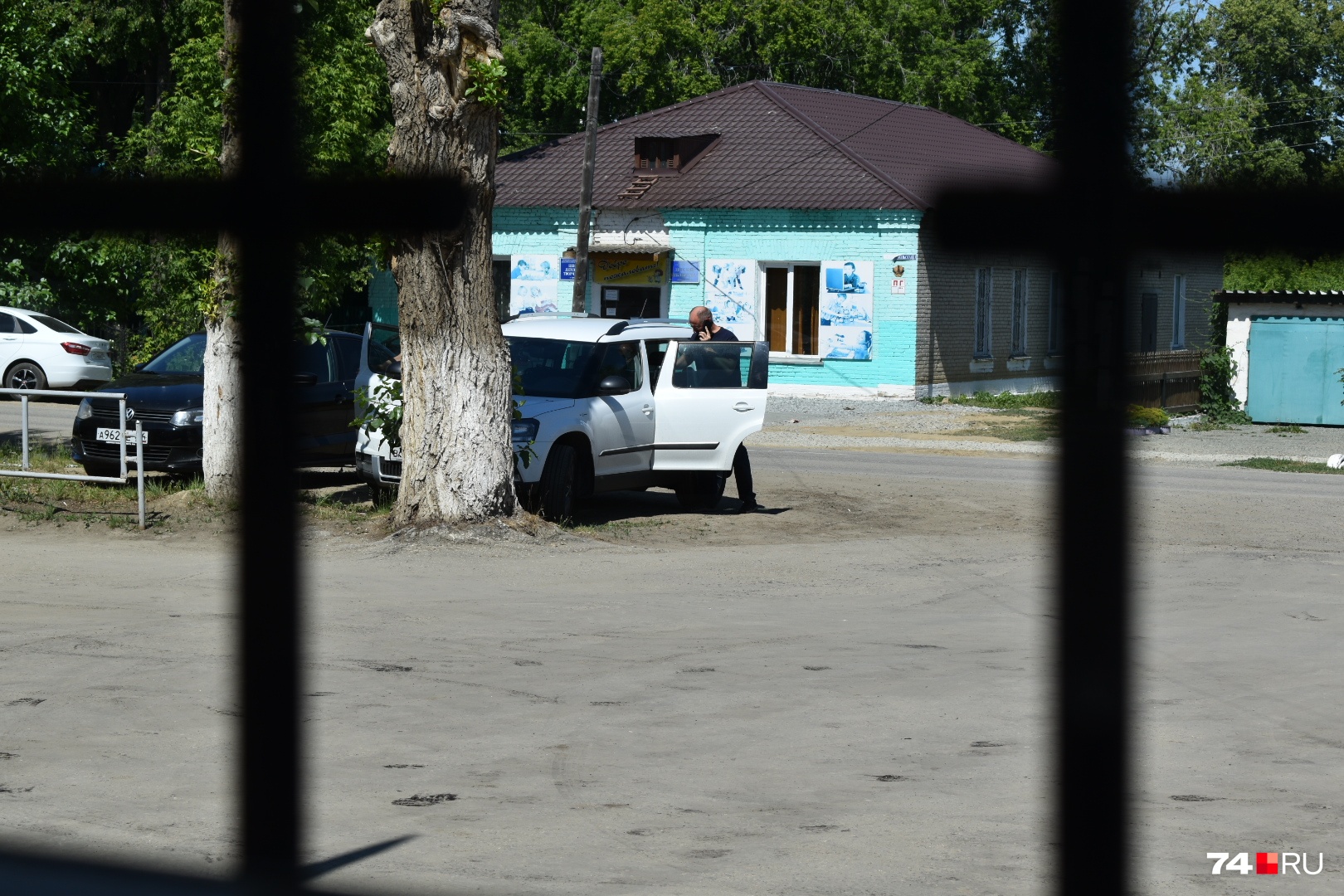 В день аварии челябинцы ехали третьими в потоке после машины Андрея Косилова, но момента столкновения не застали В день аварии челябинцы ехали третьими в потоке после машины Андрея Косилова, но момента столкновения не застали