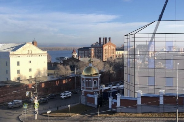 Новый корпус может закрыть вид на Волгу Новый корпус может закрыть вид на Волгу