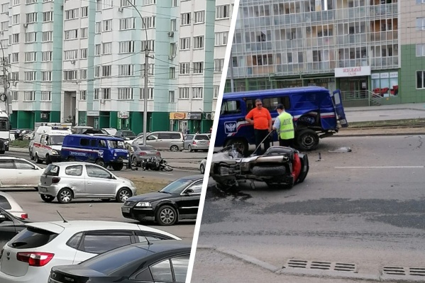 Авария произошла сегодня днём Авария произошла сегодня днём