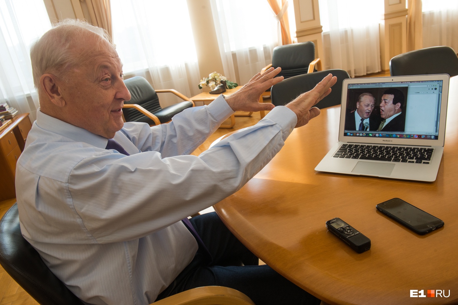 «За четыре часа меня поздравили двести человек»: Эдуарду Росселю исполнилось 83 года