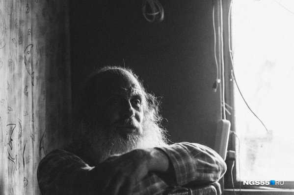 Геннадий Кноль был одним из самых колоритных жителей Муромцево Геннадий Кноль был одним из самых колоритных жителей Муромцево