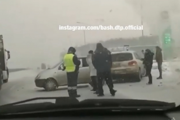 Одна из аварий произошла у заправки перед Авдоном Одна из аварий произошла у заправки перед Авдоном