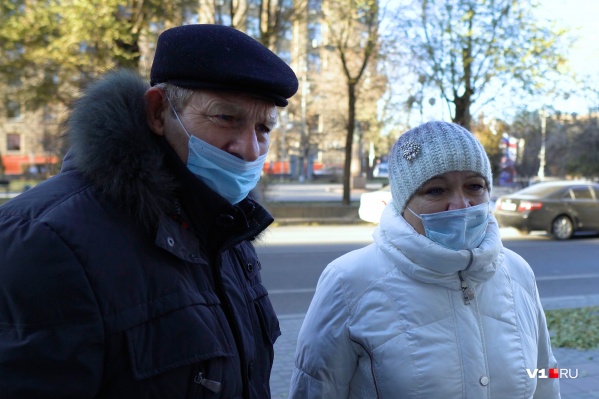 Волгоградцы считают, что, перейдя на московское время, мы приблизимся к столице нашей Родины Волгоградцы считают, что, перейдя на московское время, мы приблизимся к столице нашей Родины