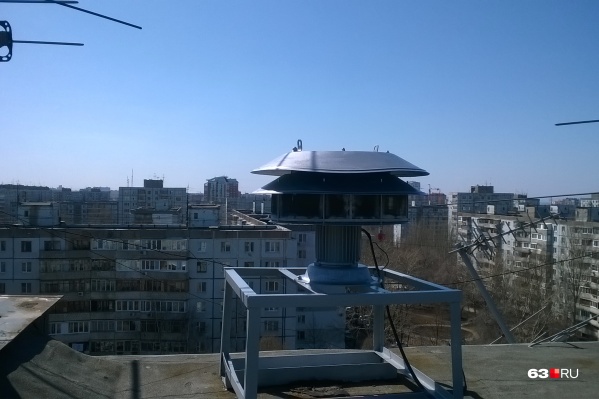 Вот такие «ревуны» ставят на крышах домов Вот такие «ревуны» ставят на крышах домов
