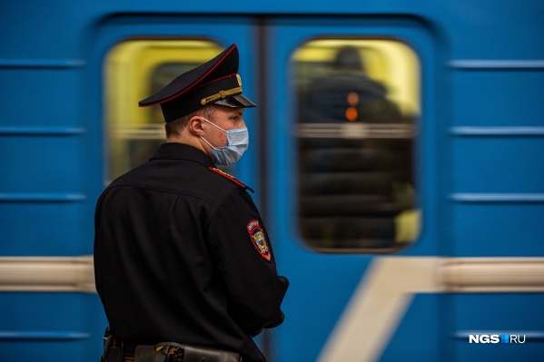 Девушку передали медикам Девушку передали медикам