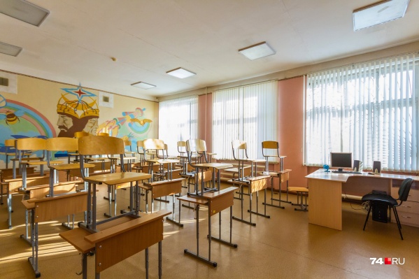В Зауралье на карантин пока, как правило, закрывают отдельные классы В Зауралье на карантин пока, как правило, закрывают отдельные классы