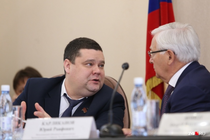 Политик-врач Дмитрий Тарасов снова вернется в медицину — теперь на должность первого заместителя министра здравоохранения Челябинской области Политик-врач Дмитрий Тарасов снова вернется в медицину — теперь на должность первого заместителя министра здравоохранения Челябинской области