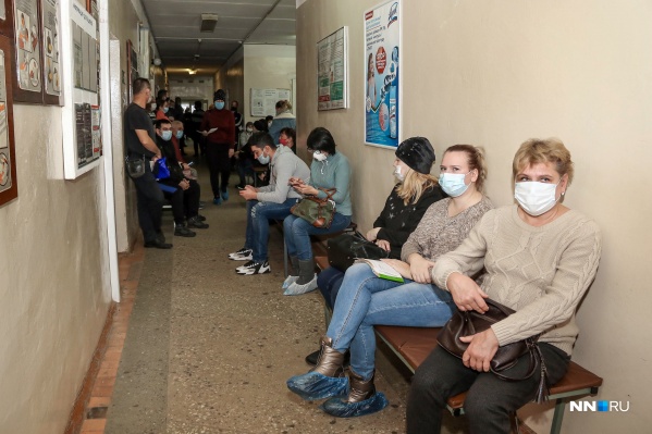 Прием пациентов ведут даже заведующие поликлиник Прием пациентов ведут даже заведующие поликлиник
