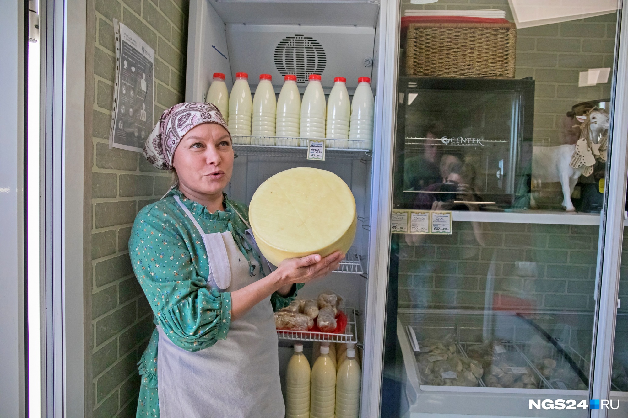 Юлия гордится своей продукцией Юлия гордится своей продукцией