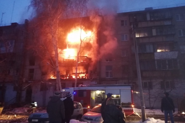 Взрыв на Доменщиков, 19 слышали жители разных районов города Взрыв на Доменщиков, 19 слышали жители разных районов города