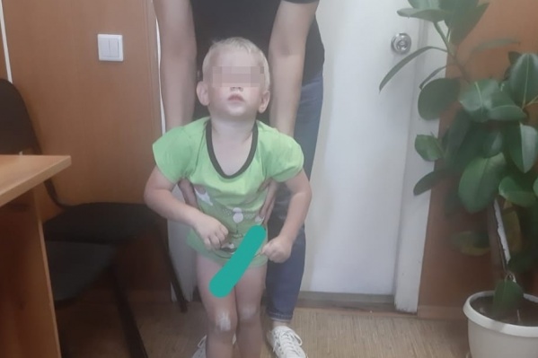 Несмотря на то, что родители нашлись, ребёнка им не отдали Несмотря на то, что родители нашлись, ребёнка им не отдали