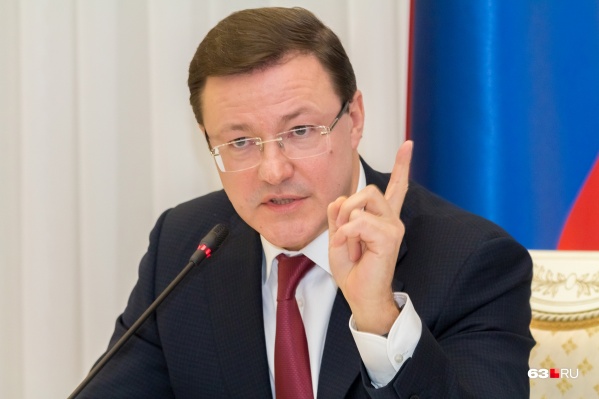 Дмитрий Азаров возглавил оперативный штаб по борьбе с коронавирусом 2 апреля Дмитрий Азаров возглавил оперативный штаб по борьбе с коронавирусом 2 апреля 